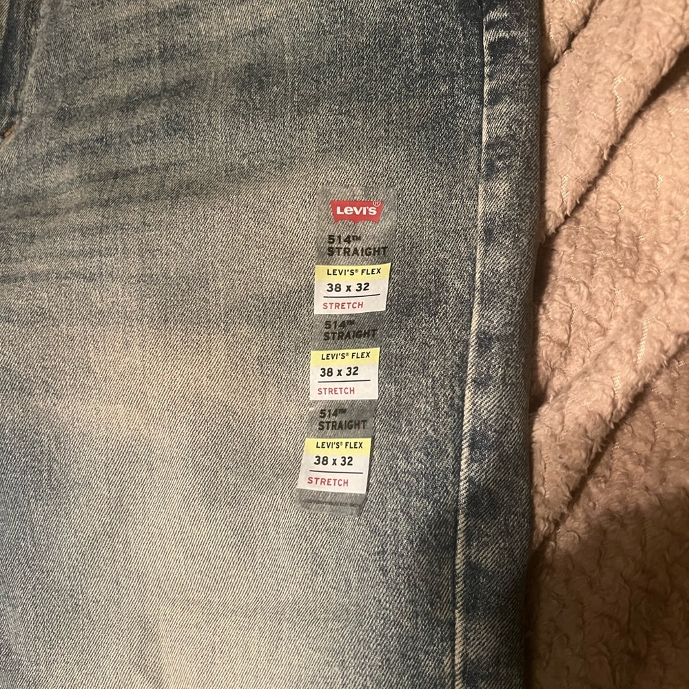 Levi jeans 38x32